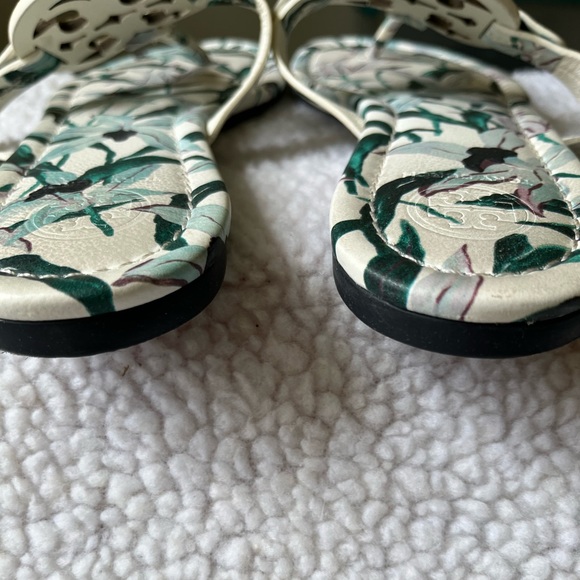 Tory Burch Sandals - Picture 5 of 12
